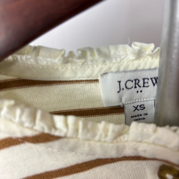 Women’s’ J. Crew Factory Striped ruffle-collar henley, size: XS. Tan and white - Picture 3 of 4